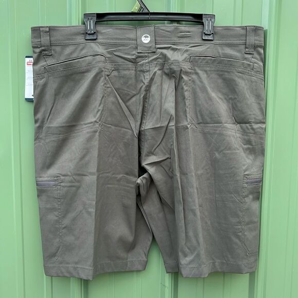 Men's Outdoor Performance Zip Cargo Short with UPF 50+ Size 42 - Picture 5 of 12